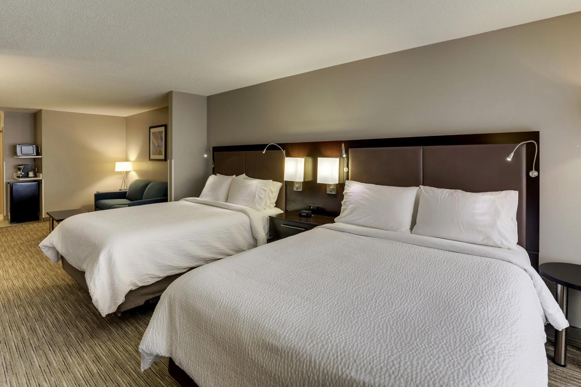 Holiday Inn Express Hotel & Suites Bryan-Montpelier By Ihg Holiday City Exterior foto