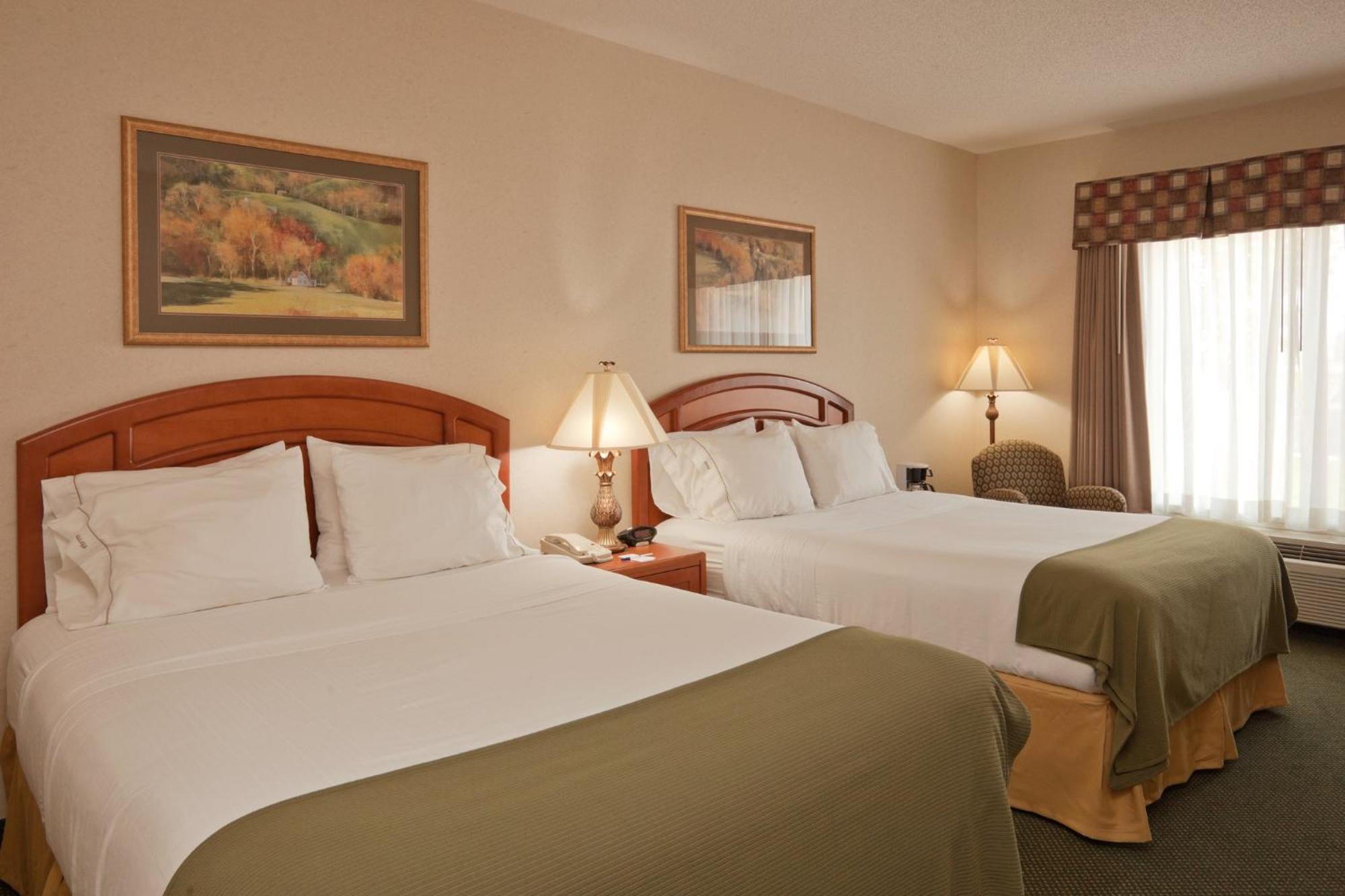 Holiday Inn Express Hotel & Suites Bryan-Montpelier By Ihg Holiday City Exterior foto